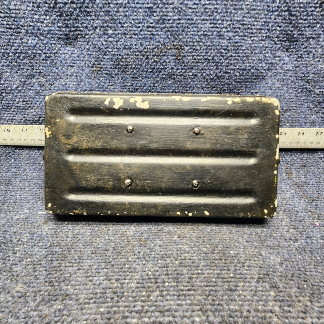 Used aircraft parts for sale, 35-410462-17 Beechcraft A23A Musketeer Custom III BATTERY BOX LID