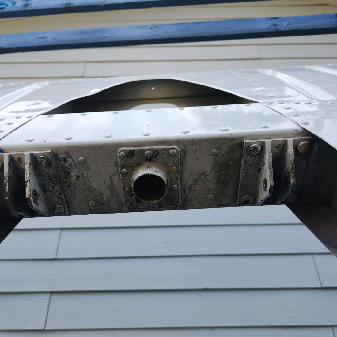 Used aircraft parts for sale, 63460-000 PIPER PA28-140 STABILATOR ASSEMBLY - HAVE A LITLE CRACK - "SEE PHOTOS FOR DETAILS".