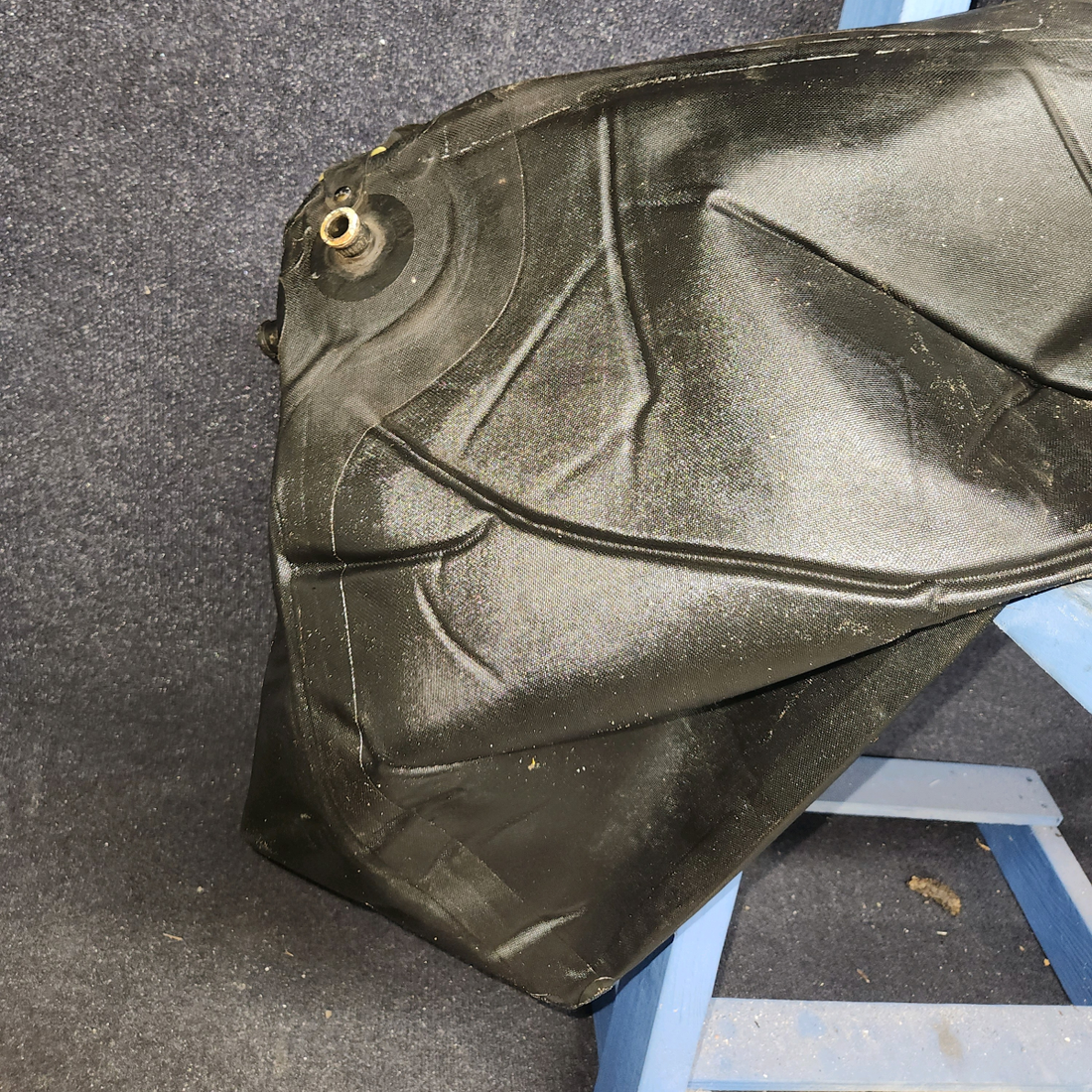 Used aircraft parts for sale, 96-380046-10 Beechcraft 35-33 25-Gallon Main Fuel Cell – RH