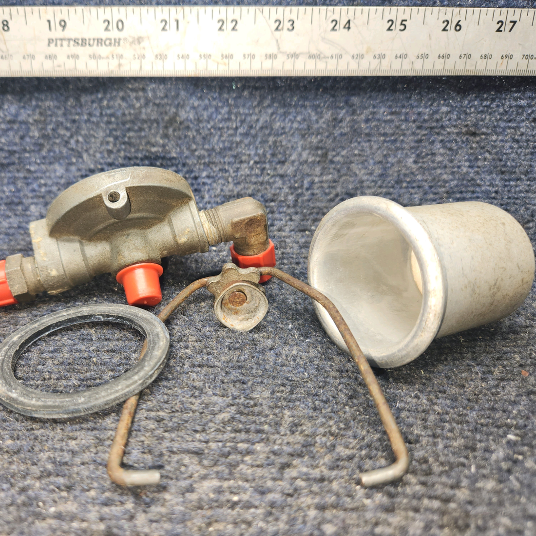 Used aircraft parts for sale, 63839-003 PIPER PA28-140 Gascolator Assy