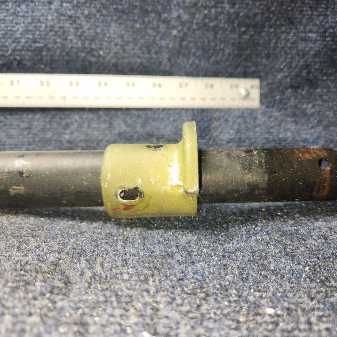 Used aircraft parts for sale, 62705-000 PIPER PA28-140 Flap Torque Tube Assy