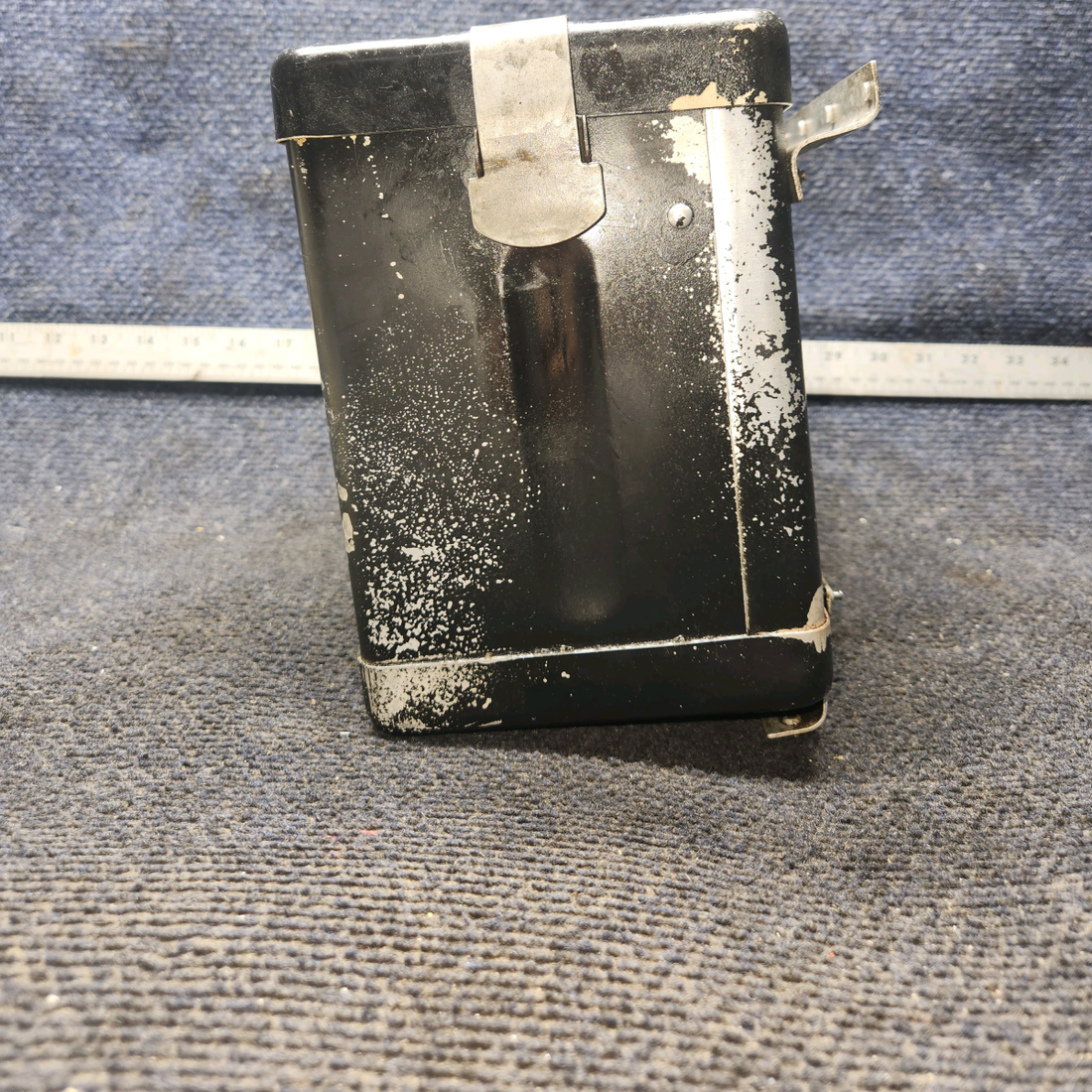 Used aircraft parts for sale, 0413307-18, 0413307-21 Cessna 172E Battery Box Assembly with Lid