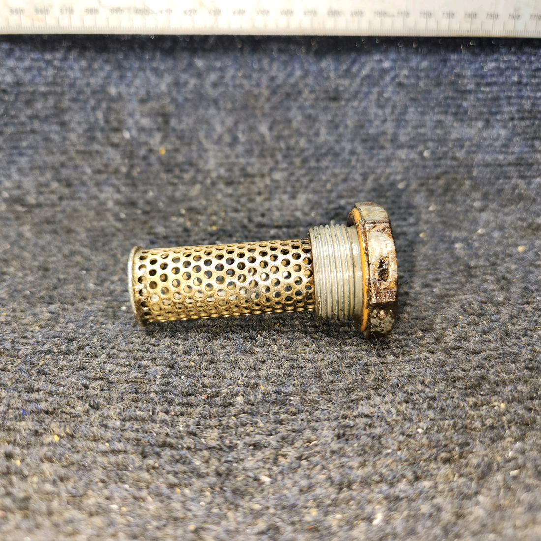 Used aircraft parts for sale, 653986 Continental O-300-D Cessna 172F Oil Screen with 2265 Hex Plug