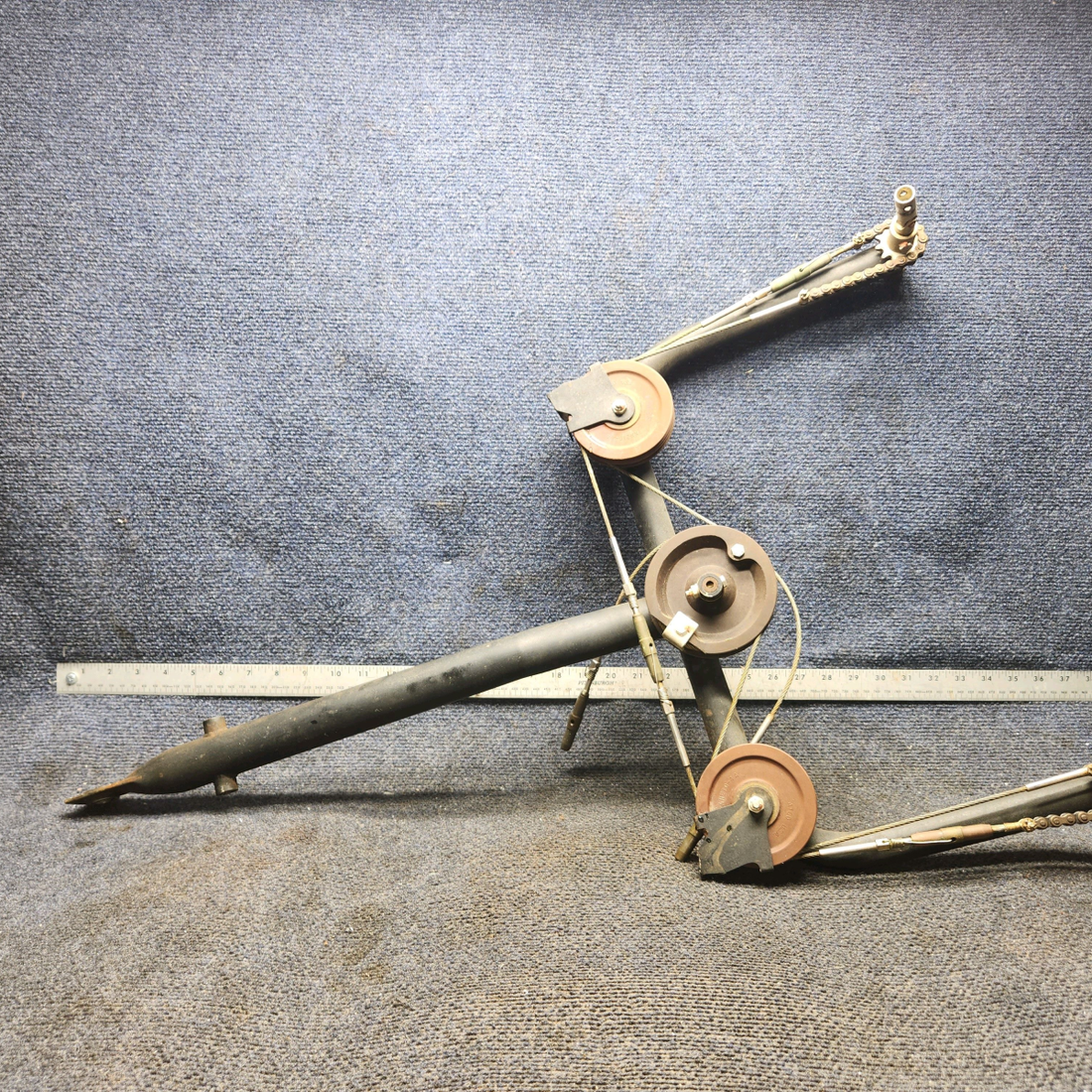 Used aircraft parts for sale, 0511782-16 Cessna 172F Weld Control “Y” Yoke