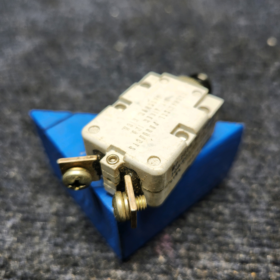 Used aircraft parts for sale, MS25244-35 Mechanical Products CIRCUIT BREAKER 35 AMP - PRICE PER EACH