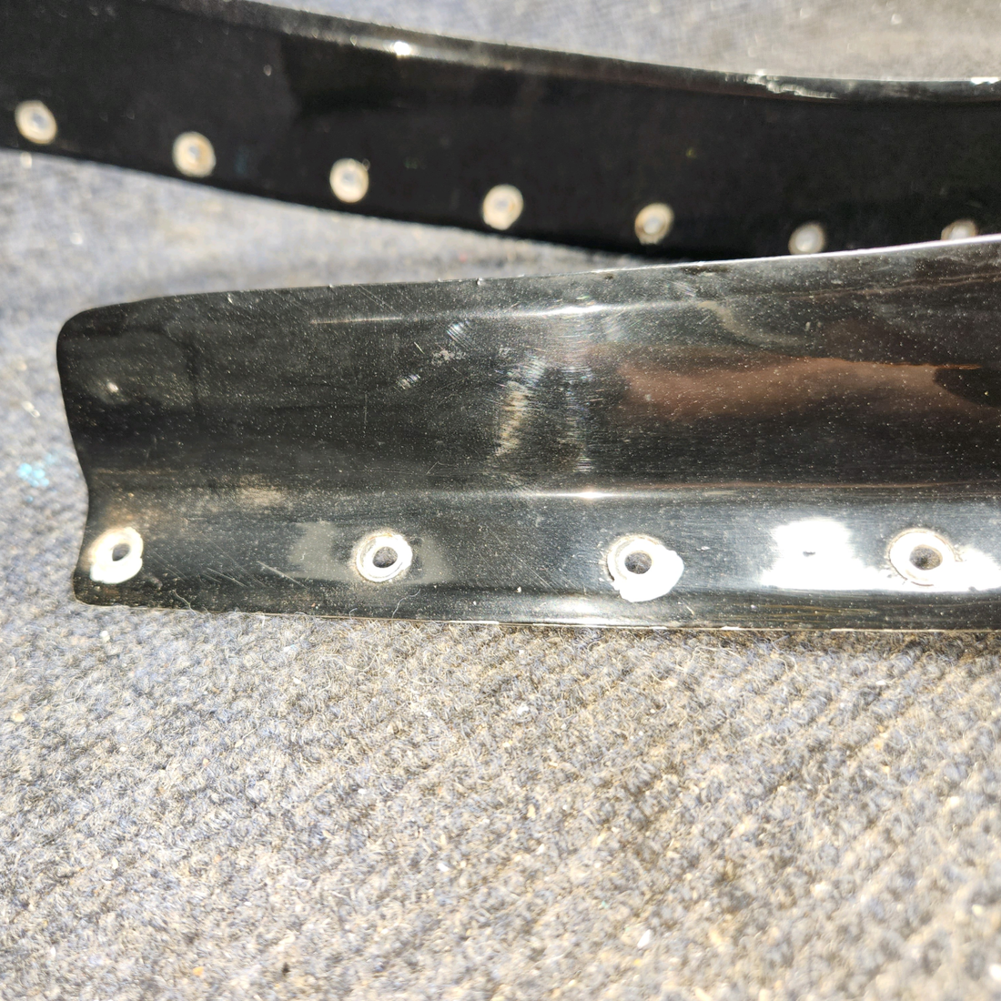 Used aircraft parts for sale, 0513230-4, 0513230-3 Cessna 172E Retainer-Outside Windshield RH and LH