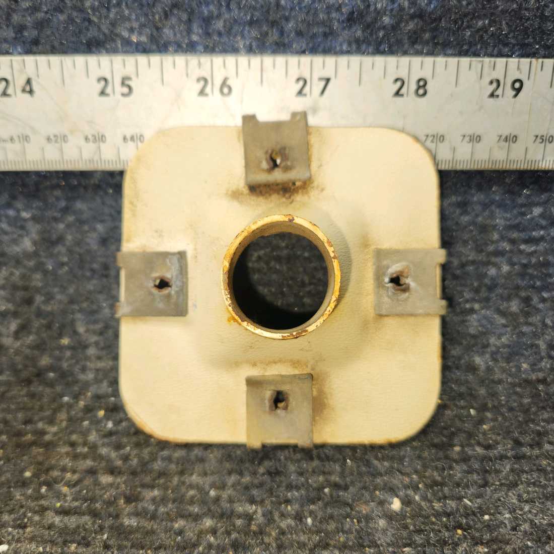 Used aircraft parts for sale, 0700327-1 Cessna 172F Cessna Vent Adapter (Adapter Only)