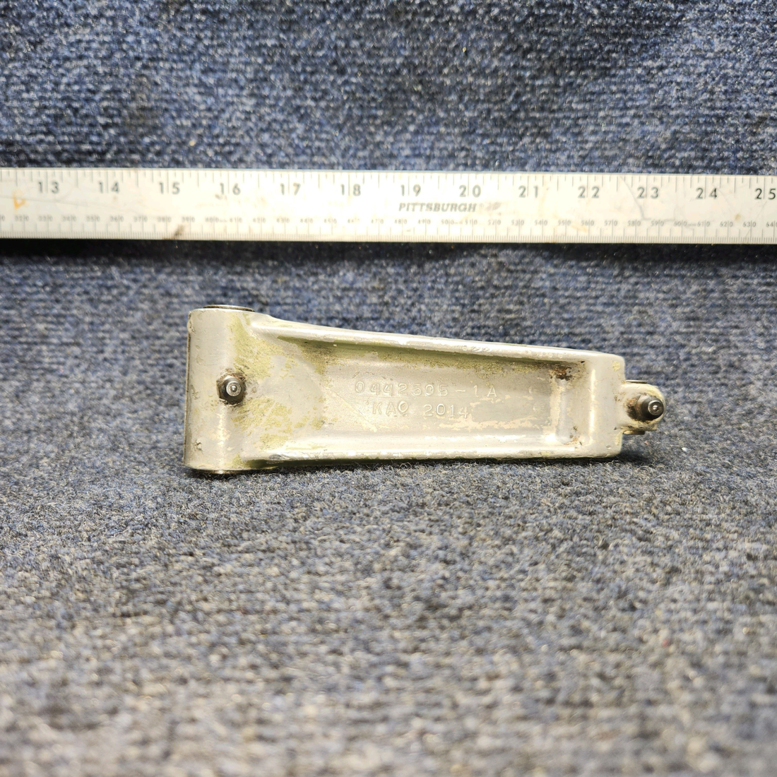 Used aircraft parts for sale, 0442506-1 CESSNA 172K NOSE GEAR TORQUE LINK UPPER