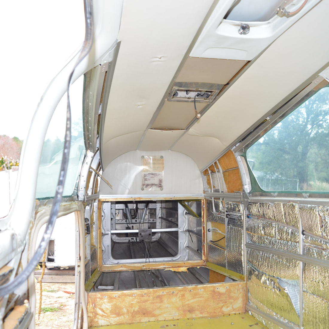 Used aircraft parts for sale, 95-B55 Baron BEECHCRAFT 95-55B FUSELAGE WITH BELLY LANDING, DAMAGE NOSE