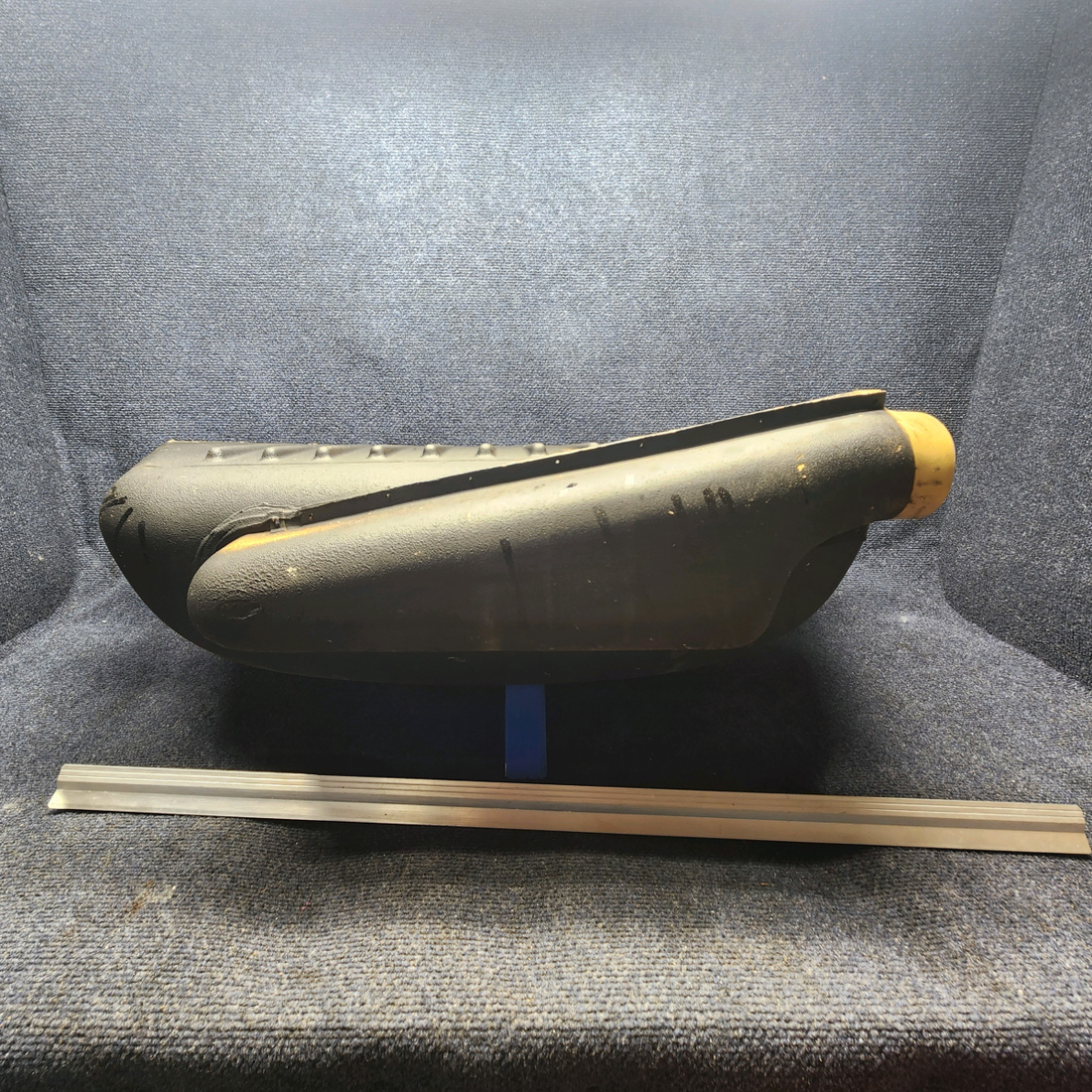 Used aircraft parts for sale, 35-554035-601 Beechcraft F33A HAT SHELF ASSEMBLY