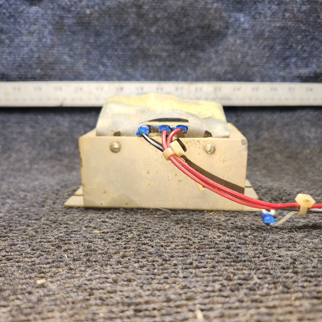 Used aircraft parts for sale, 41260-0000 ARC cessna 172N Line Filter