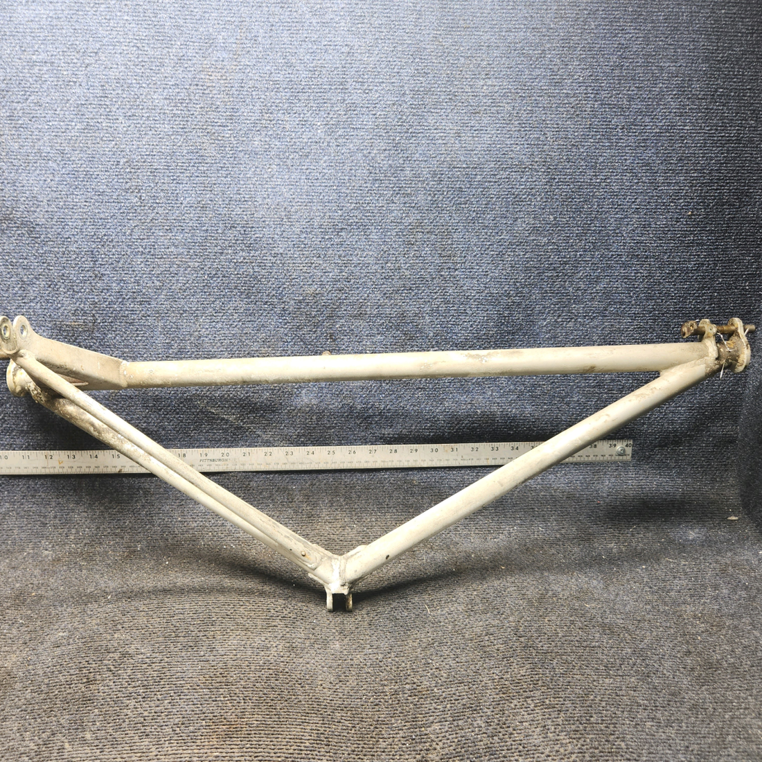 Used aircraft parts for sale, 35-815155-610 Beechcraft 35-33 Main Gear Retract Brace Assy - LH