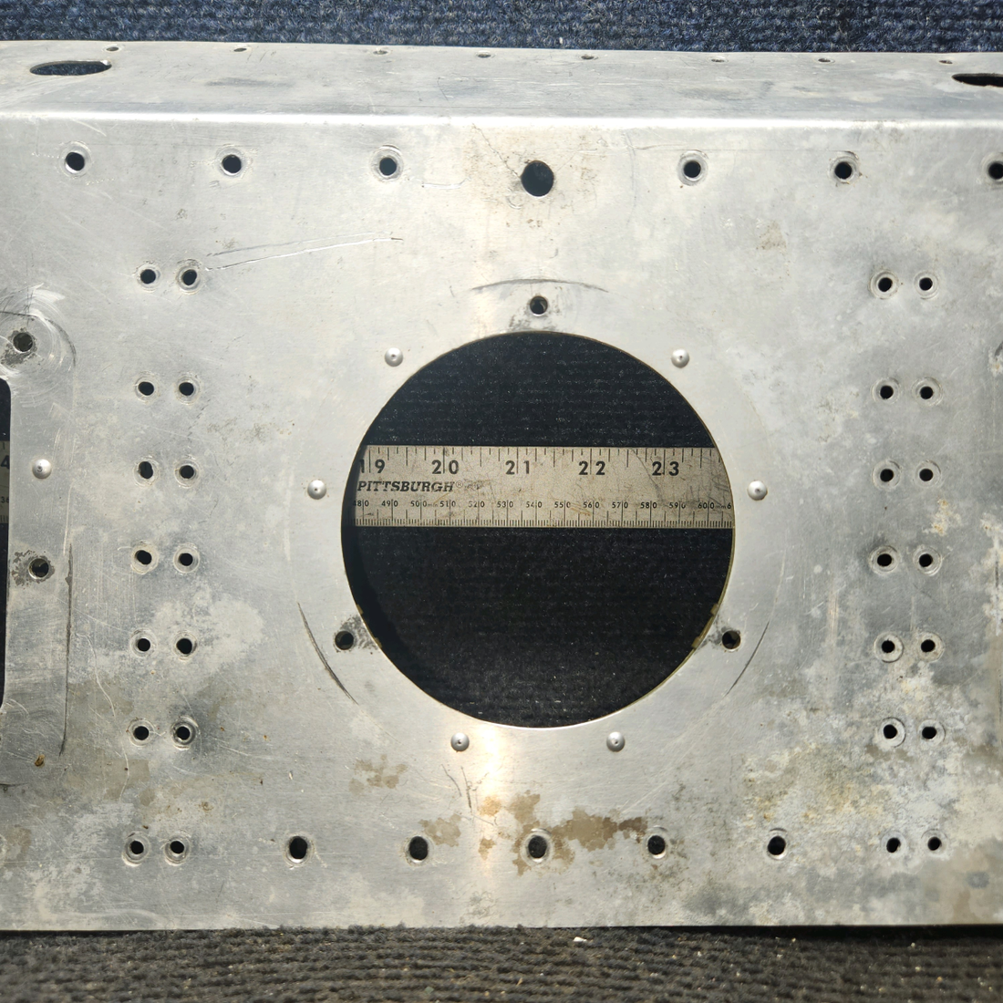 Used aircraft parts for sale, 0411955-5 cessna 150G Landing Gear Floorboard assembly