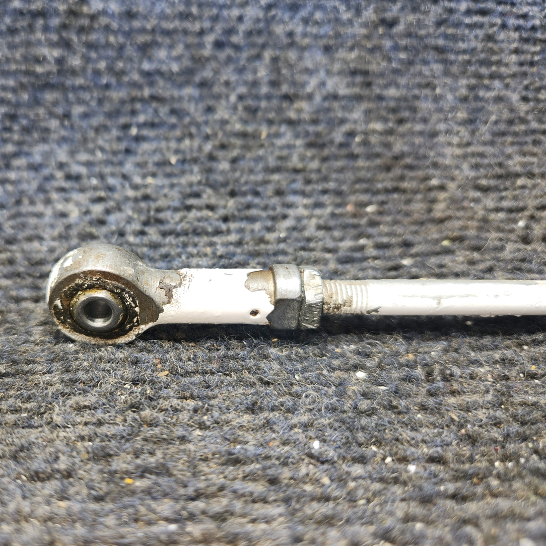 Used aircraft parts for sale, 0523537 Cessna 182G Flap Push-Pull Rod Assembly