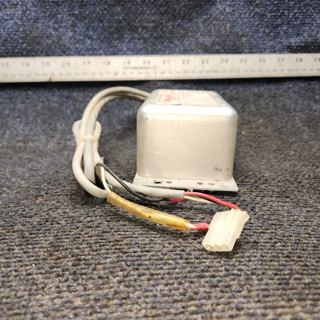 Used aircraft parts for sale, A490T-CF-14/28 Whelen A490 Strobe Light Power Supply (14-28V)