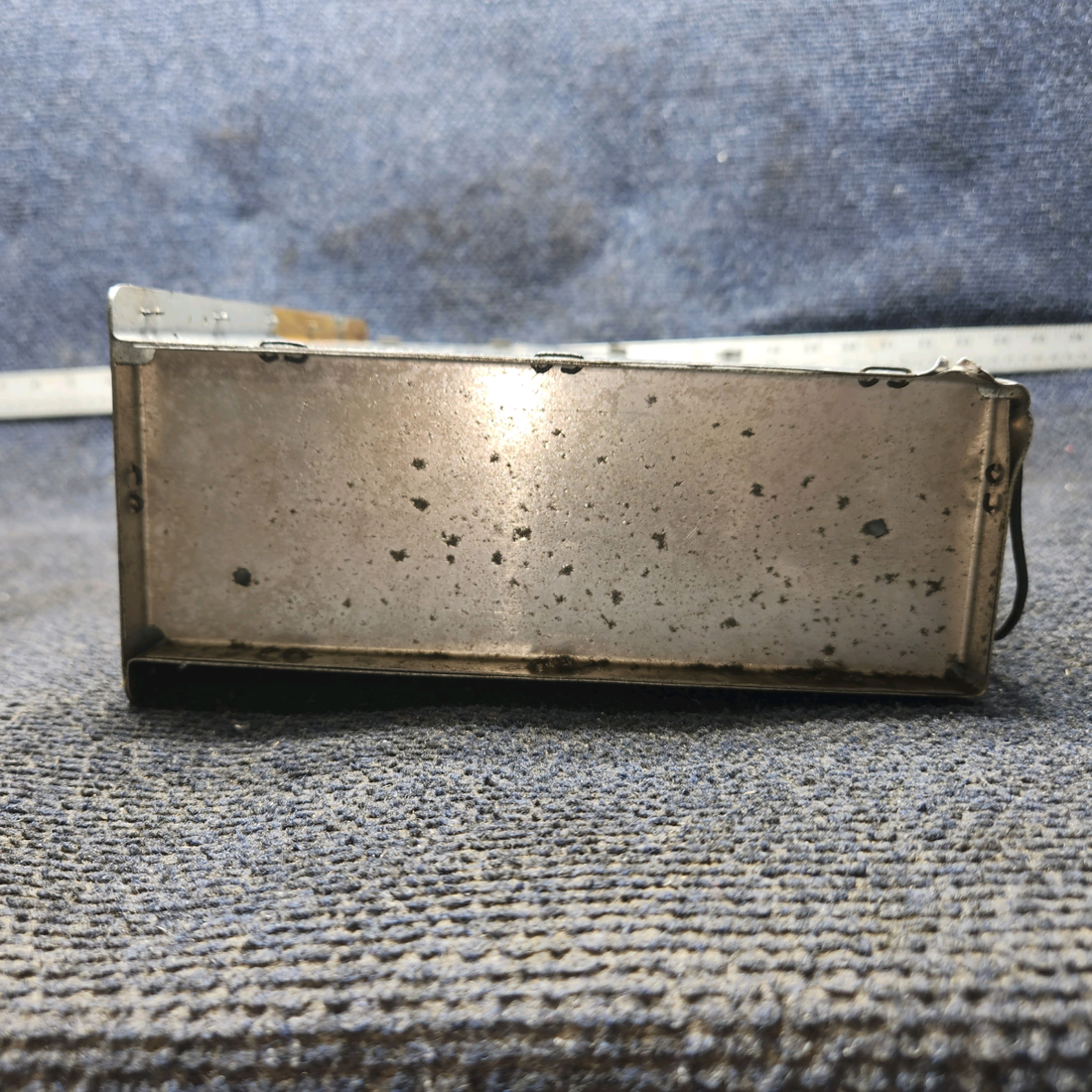 Used aircraft parts for sale, 0413034-200 cessna 150G Glove Box Assembly with Door