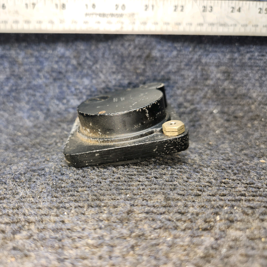 Used aircraft parts for sale, 99478-000 Wakmann Piper PA28-140 8-Day Clock Indicator (USE: 600-102)