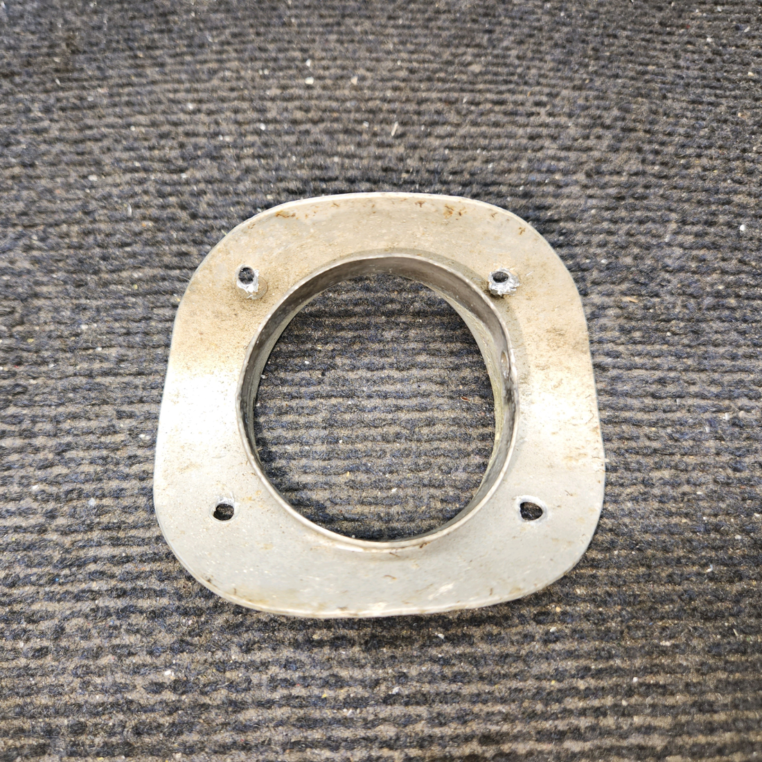 Used aircraft parts for sale, 0413157 cessna 150G Cabin Air Vent Scoop