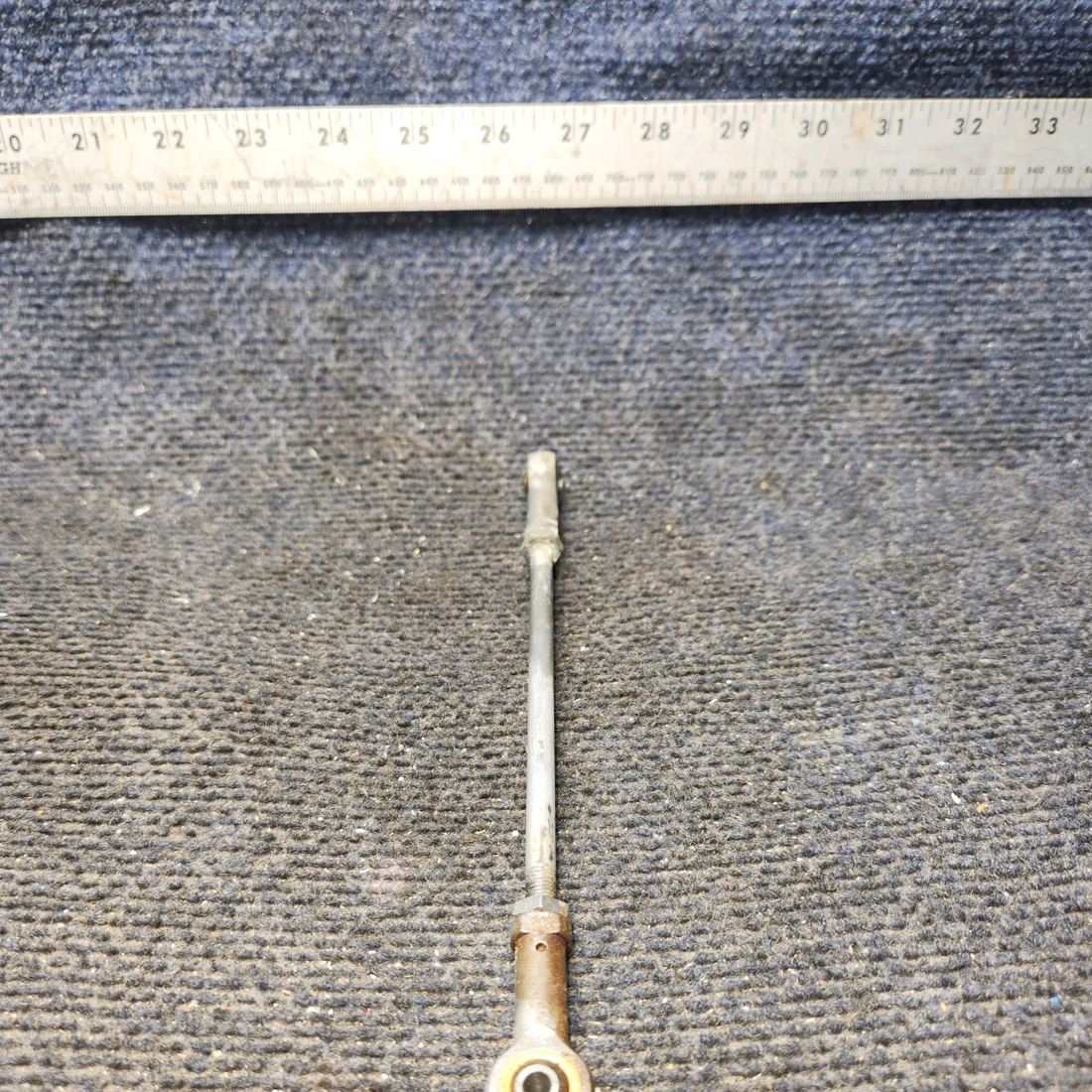 Used aircraft parts for sale, 0523218-2 Cessna 172F Aileron Push Pull Rod Assembly