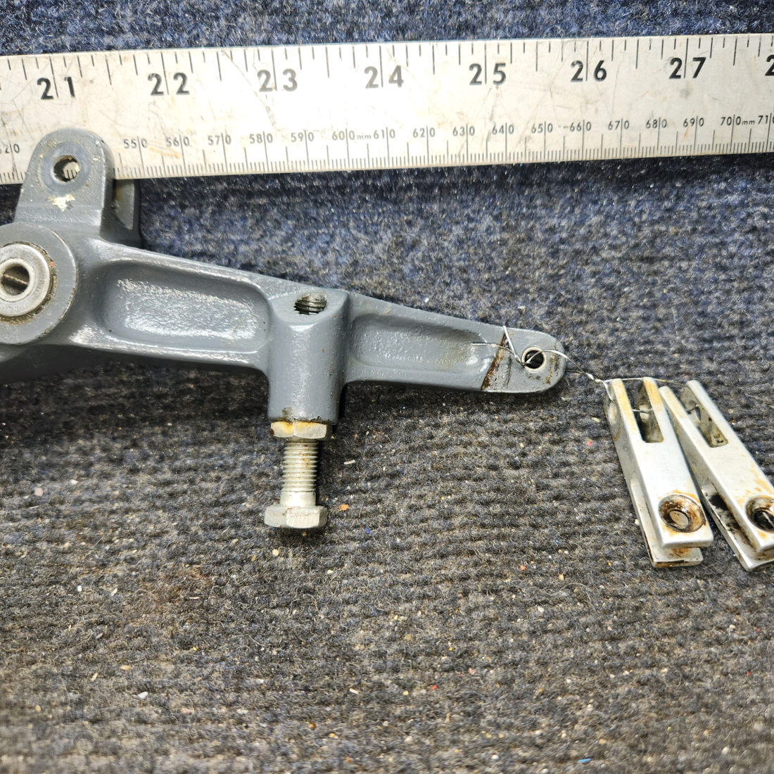 Used aircraft parts for sale, 35-521158-18 Beechcraft 35-33 Aileron Control Bellcrank Assembly – RH