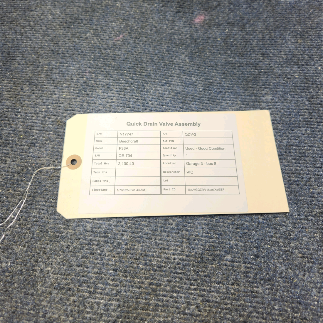Used aircraft parts for sale, QDV-2 Beechcraft F33A QUICK DRAIN VALVE ASSEMBLY