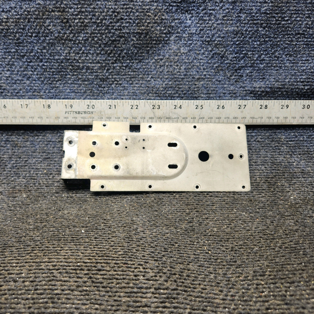 Used aircraft parts for sale, 0413388-1 cessna 150G Mounting Plate Assembly