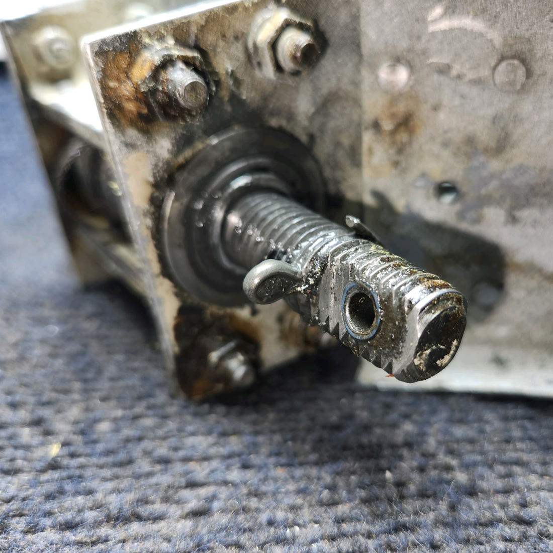 Used aircraft parts for sale, 65244-000, 65245-000, 65246-000 Piper PA28-161 Stabilator Trim Control and Shaft