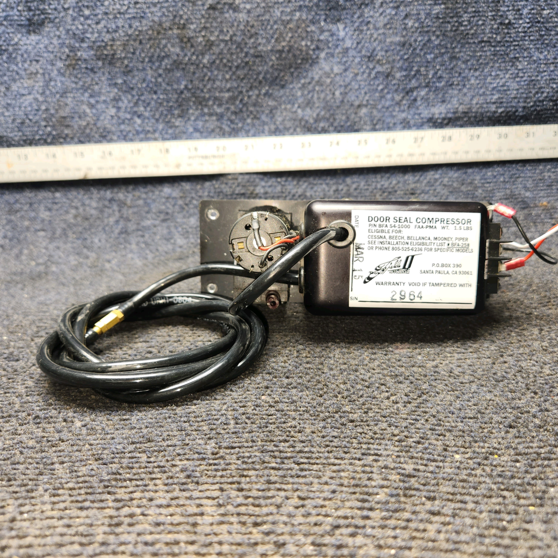 Used aircraft parts for sale, BFA 54-1000 Fields Aerocessories PIPER PA-24-250 Door Seal Compressor - 12-24V