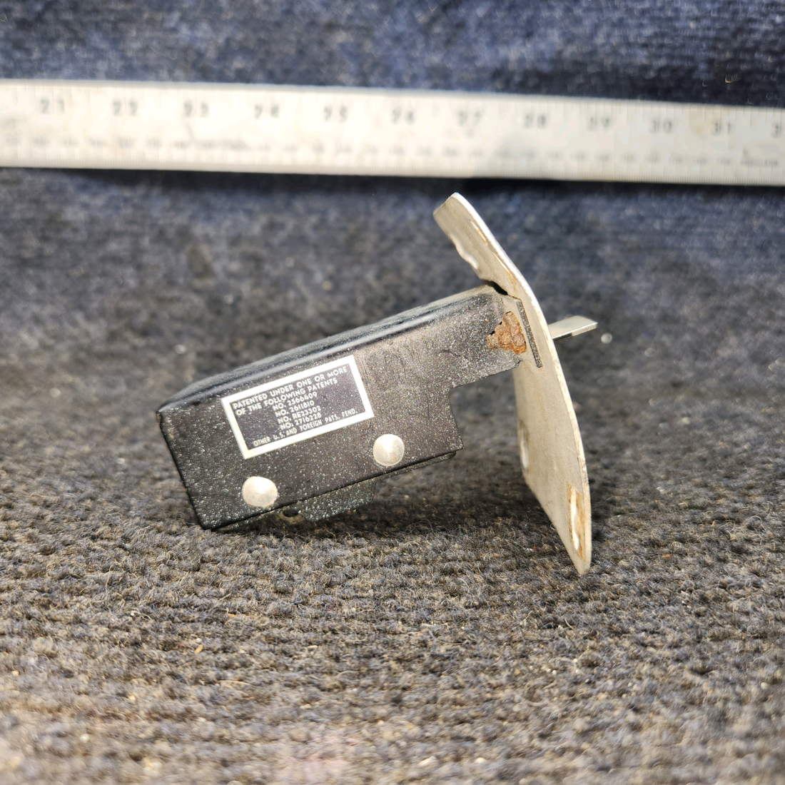 Used aircraft parts for sale, C-52207-4 Safe Flight Instruments 150 Cessna C175 Lift Detector