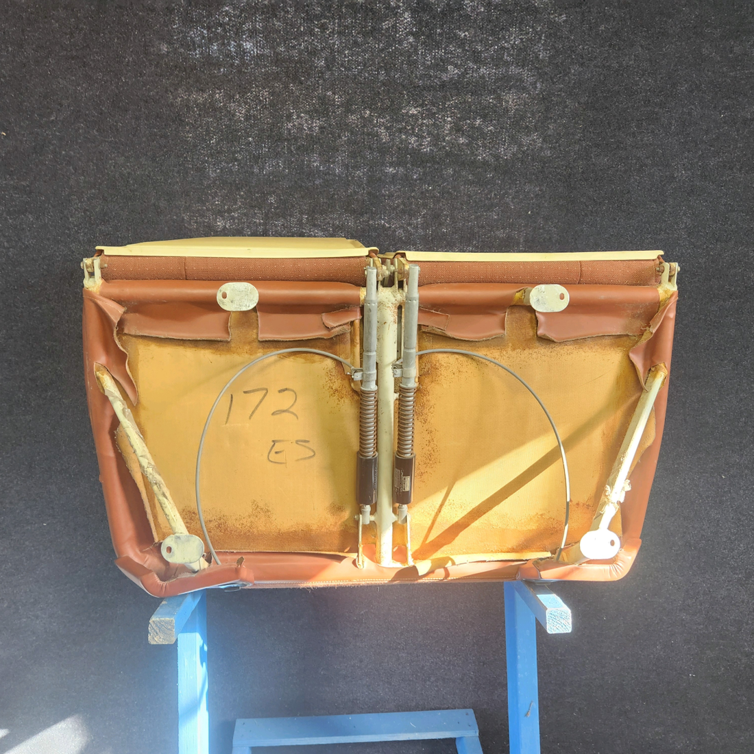 Used aircraft parts for sale, 0514170-3 CESSNA C172RG SPLIT BACK BENCH SEAT ASSEMBLY SEE PHOTOS FOR DETAILS