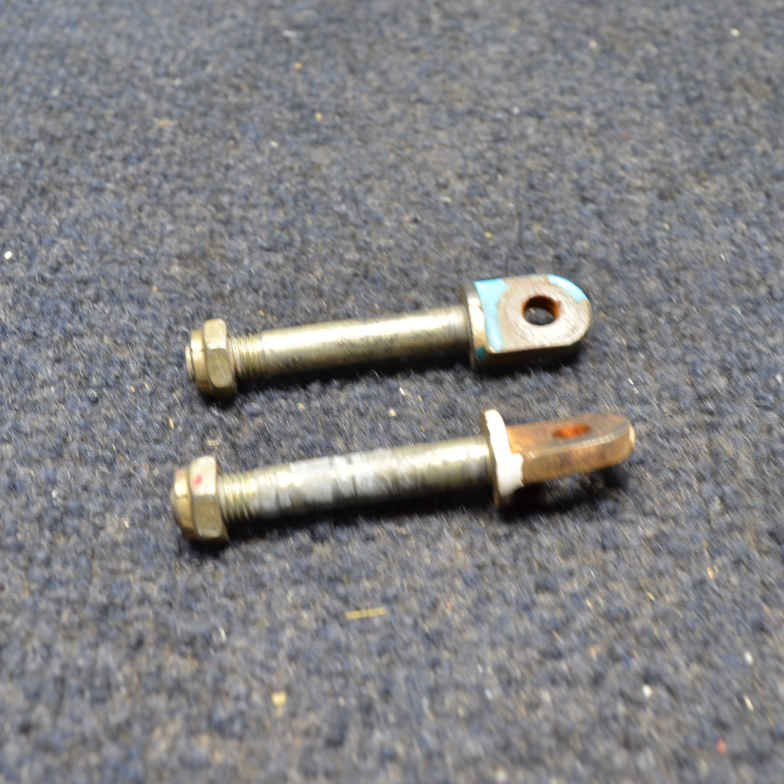 Used aircraft parts for sale, 402-057 PIPER PA28-140 MAIN DOOR HINGE SOLD AS A SET OF 2
