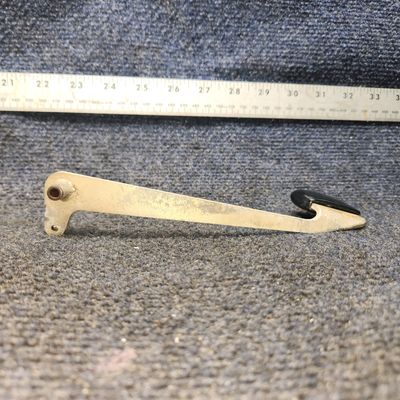 Used aircraft parts for sale, 79515-013 Piper PA28-161 Interior Cabin Door Handle Assy