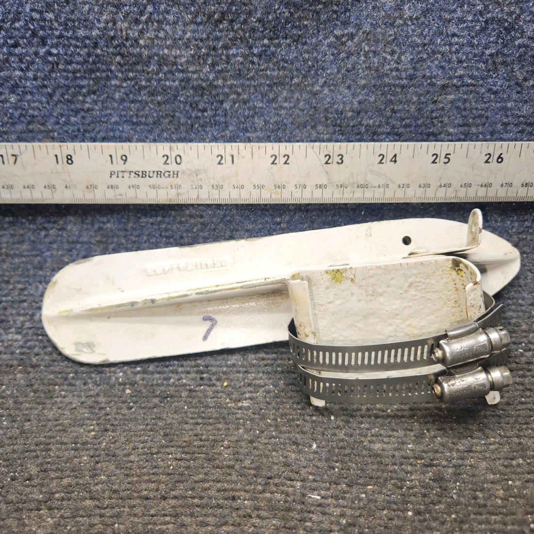 Used aircraft parts for sale, 0541155-1, 0541154-1 cessna 150G Main Gear Step with Bracket - LH