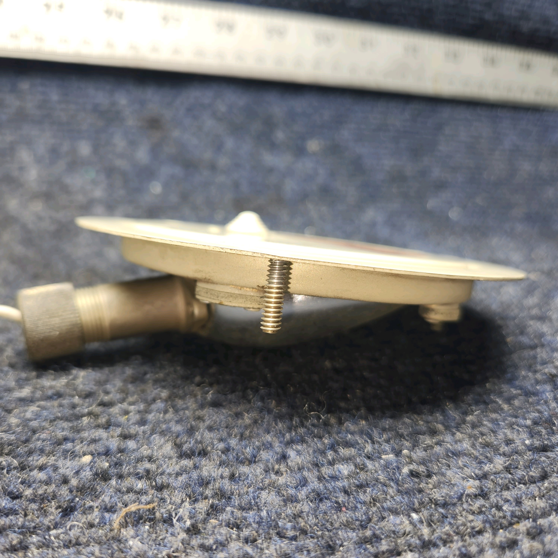 Used aircraft parts for sale, 572-582 Piper PA28-140 Panel Light Assembly (Volts: 14)