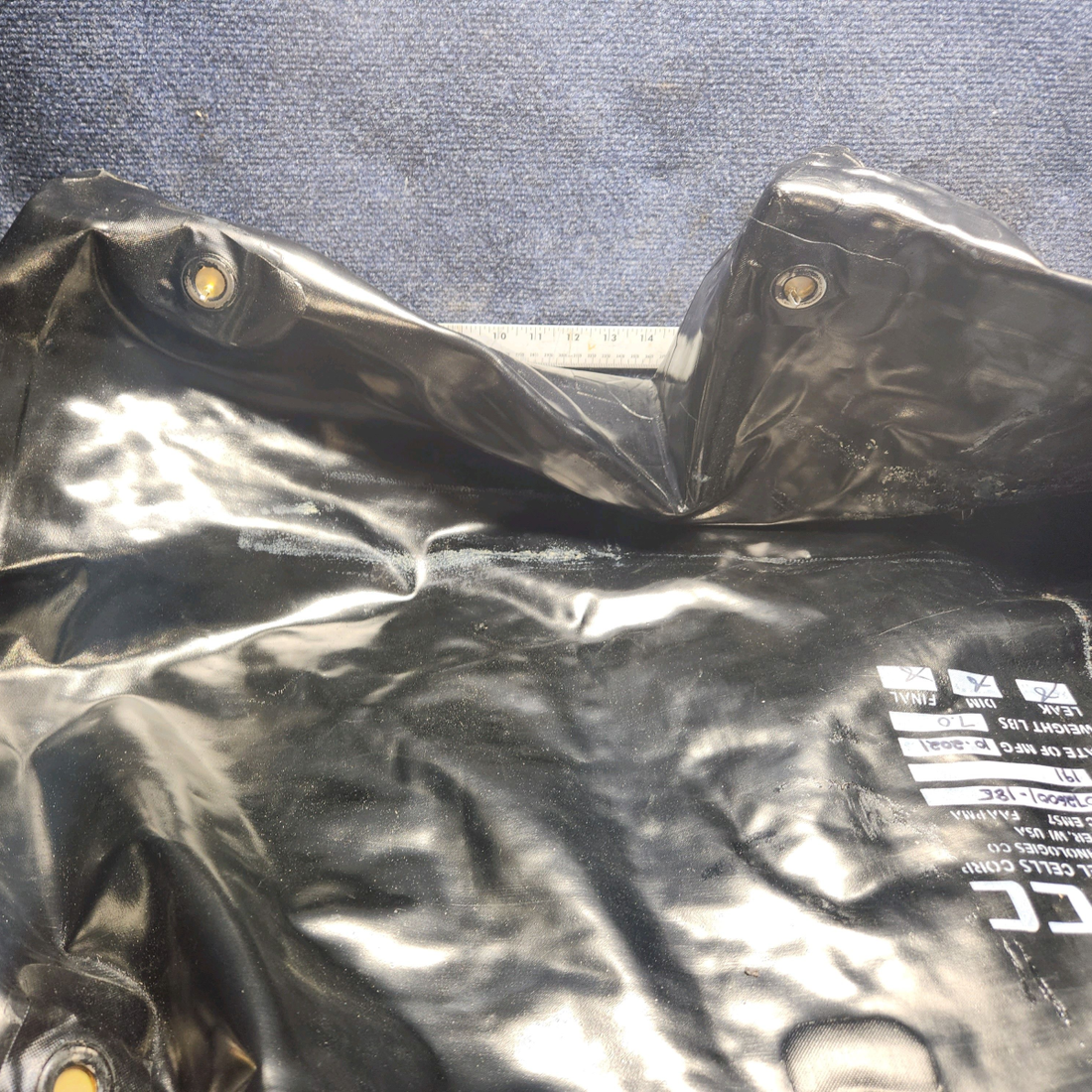 Used aircraft parts for sale, 0726001-18E Eagle Fuel Cells Cessna 182G Fuel Cell Bladder RH