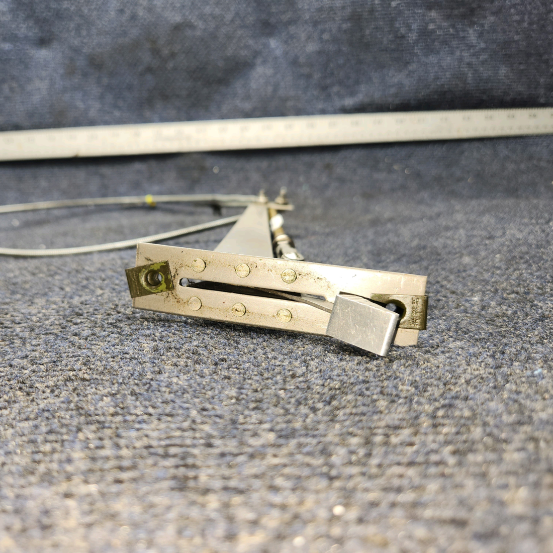 Used aircraft parts for sale, 66835-000 Piper PA28-140 Carburetor Heat Control Assy w Cable (Length: 49”)