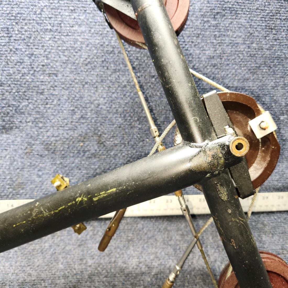Used aircraft parts for sale, 0511782-17 CESSNA 172K CONTROL YOKE WELD ASSEMBLY & U-JOINTS