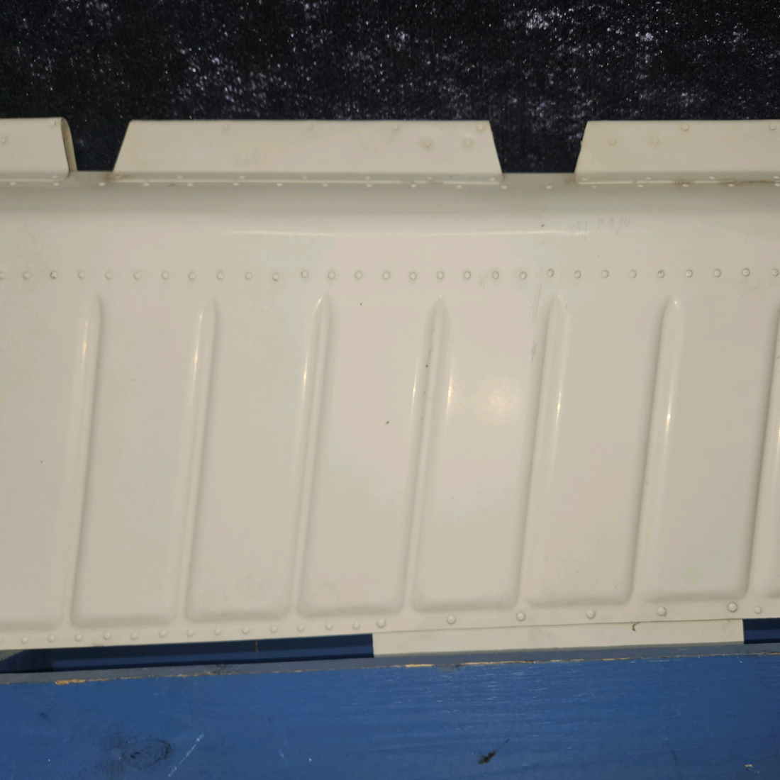 Used aircraft parts for sale, 33-130000-44 BEECHCRAFT 95-55B Aileron Assembly RH