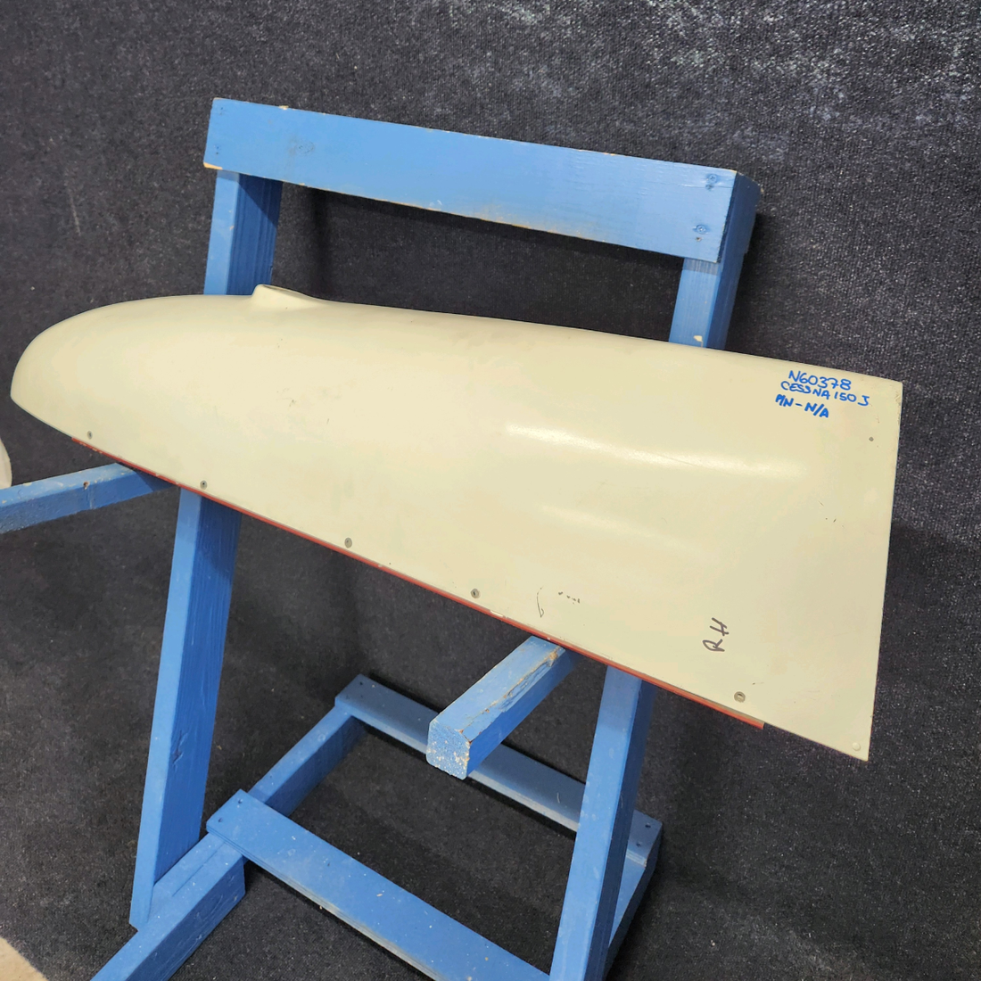 Used aircraft parts for sale, Part Number N/A Cessna C-150J CESSNA 150J HORTON STOL WING TIP ASSEMBLY LH & RH