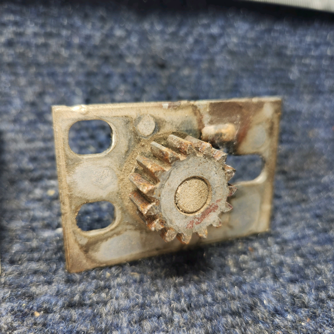 Used aircraft parts for sale, 0711694-16 Cessna 182P Clutch Assy RH Cover RH Clutch