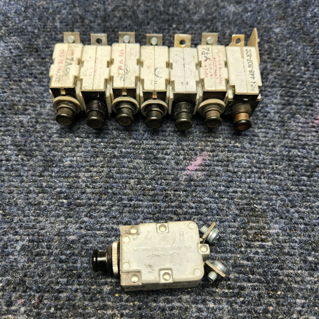 Used aircraft parts for sale, MS25244-7 Mechanical Products CIRCUIT BREAKER 7 AMP - PRICE PER EACH