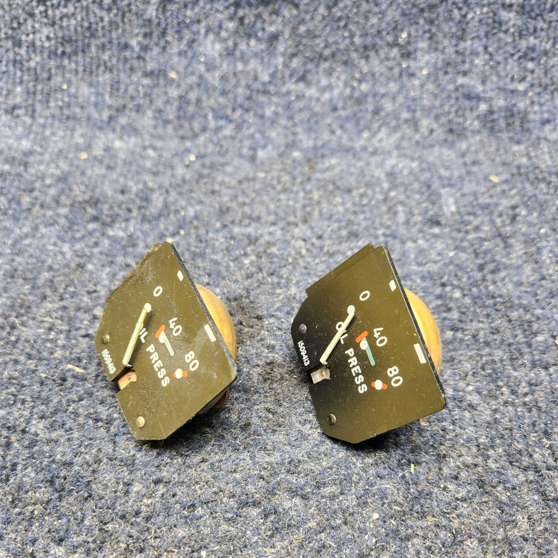 Used aircraft parts for sale, 1509413 BEECHCRAFT F35 OIL PRESS INDICATOR PRICE PER EACH