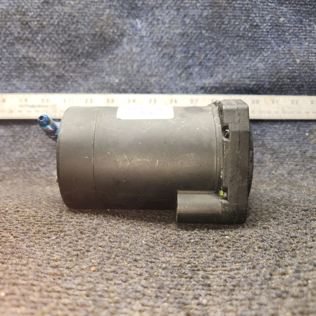 Used aircraft parts for sale, 1636-6H-B1 Bendix Piper PA-28-140 Vertical Speed Indicator
