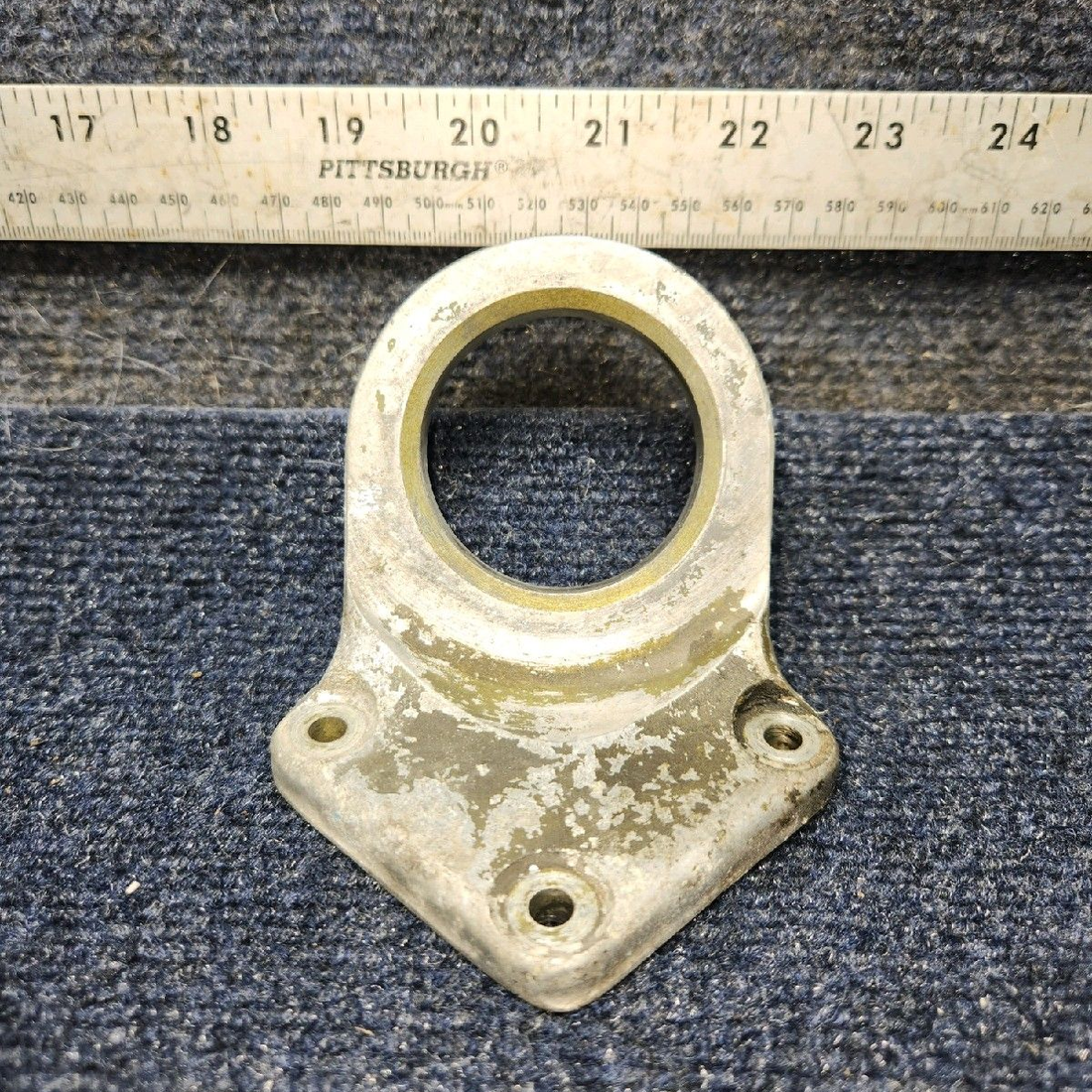 Used aircraft parts for sale, 37107-000 piper pa34-200t Engine Mount Bracket