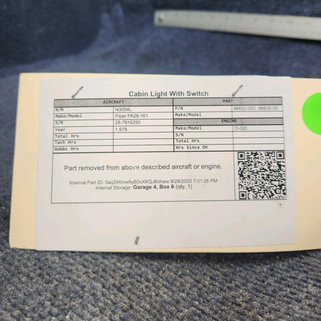 Used aircraft parts for sale, 66632-000 Piper PA28-161 Cabin Light with Switch