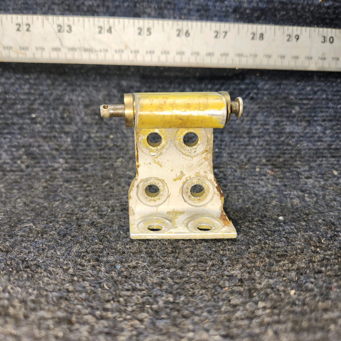 Used aircraft parts for sale, 35-410435 BEECHCRAFT 95-55B Cabin Door Upper Hinge