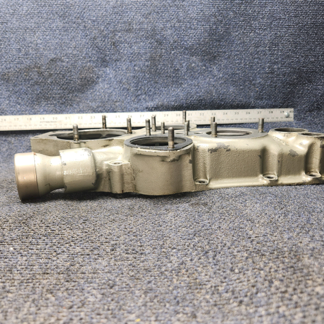 Used aircraft parts for sale, 530007 Continental O-300-A Cessna 172 Accessory Case