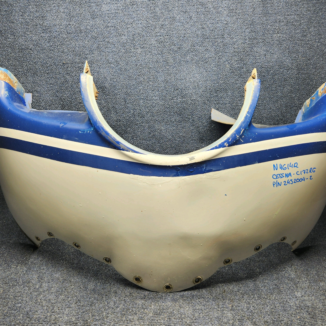 Used aircraft parts for sale, 2452004-2 CESSNA C172RG LOWER NOSE CAP ASSY