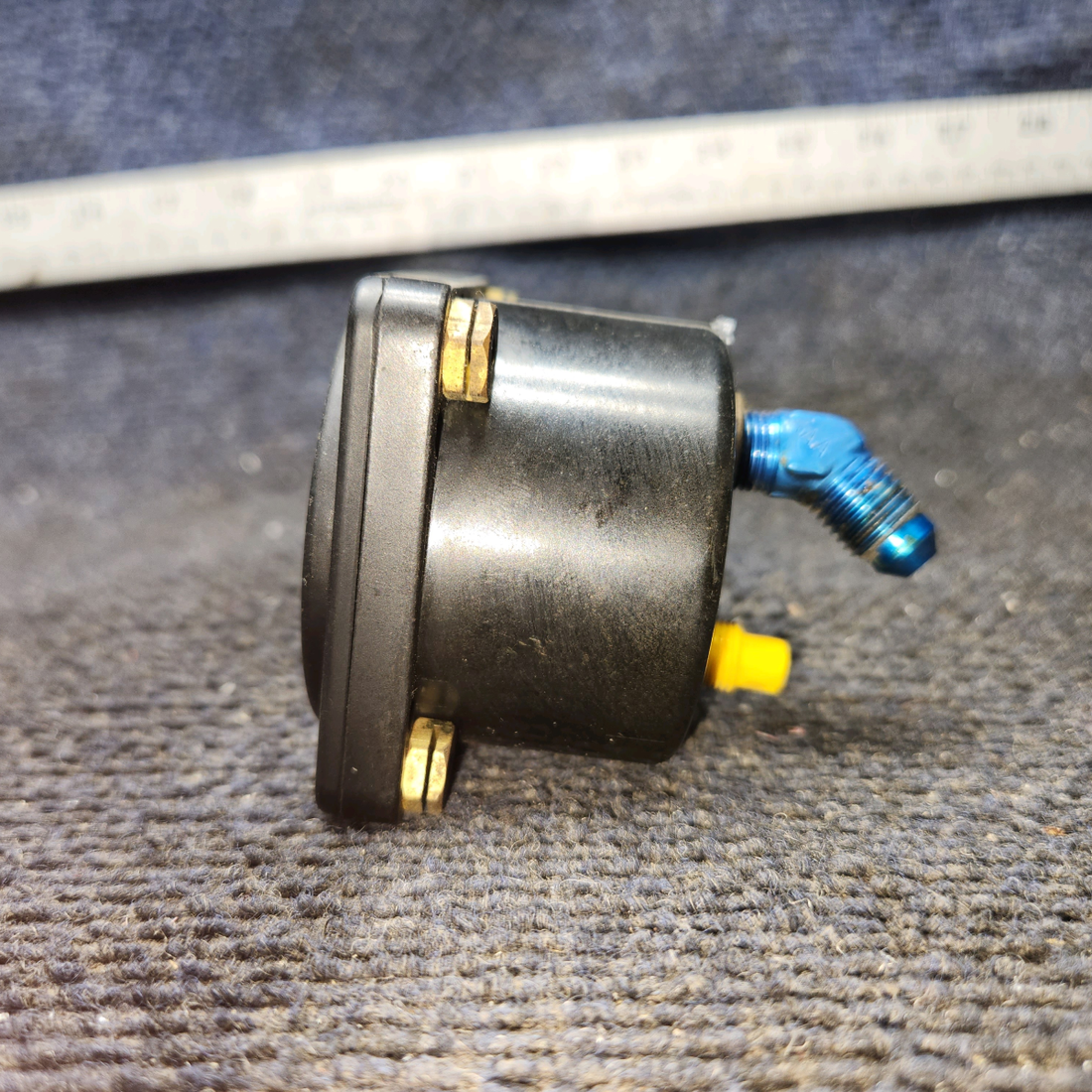 Used aircraft parts for sale, 22-880-03 Garwin Beechcraft 35-33 Suction Indicator