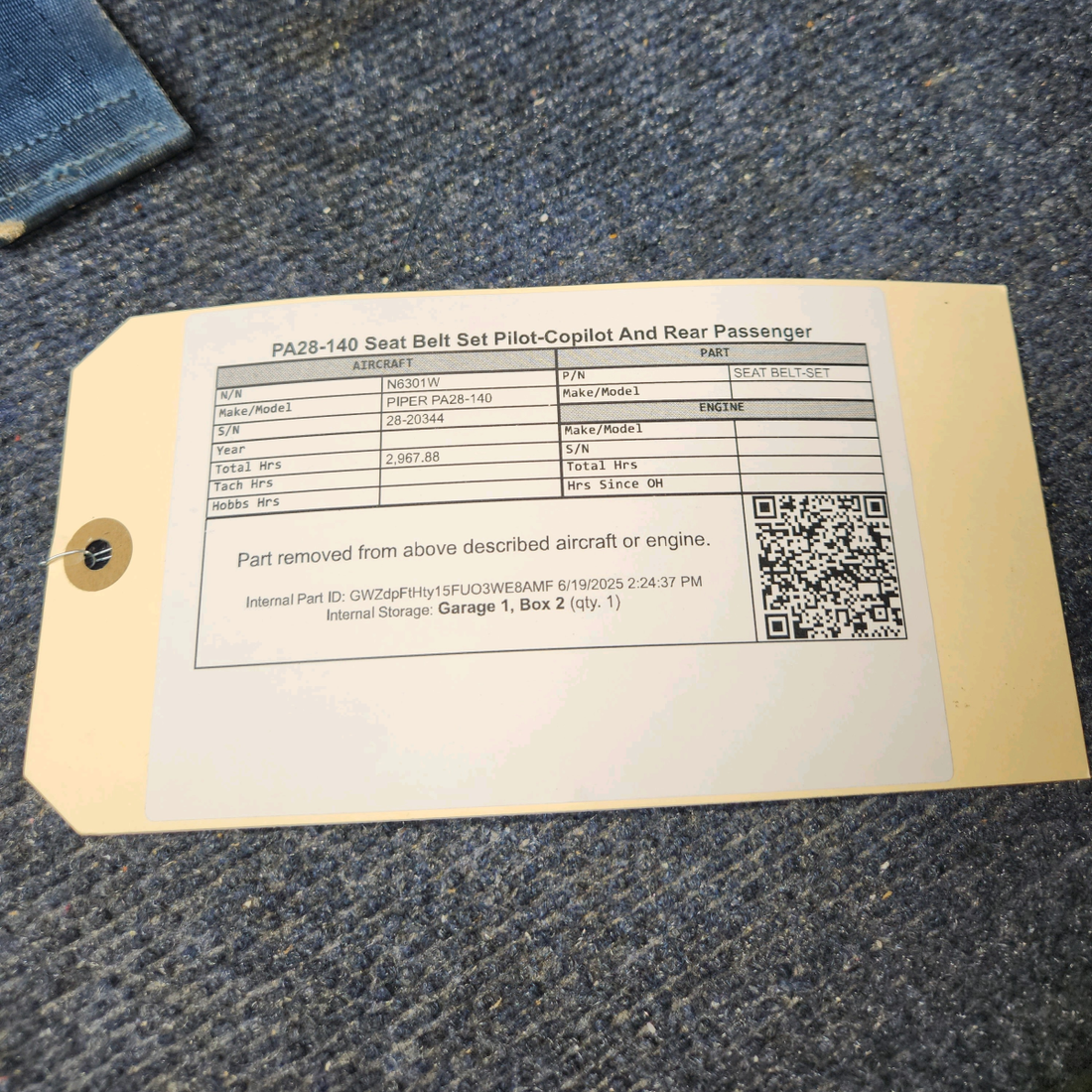 Used aircraft parts for sale, SEAT BELT-SET PIPER PA28-140 PA28-140 Seat Belt Set Pilot-Copilot And Rear Passenger